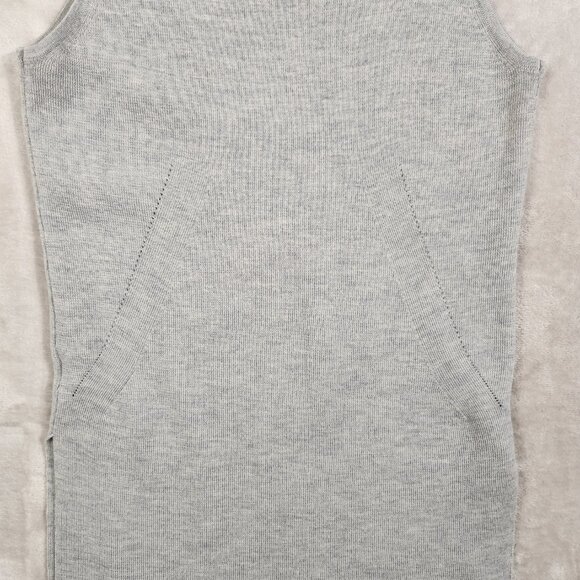 TAHARI Extra Fine Merino wool Long sleeveless sweater with slits Gray, size M - Picture 5 of 10